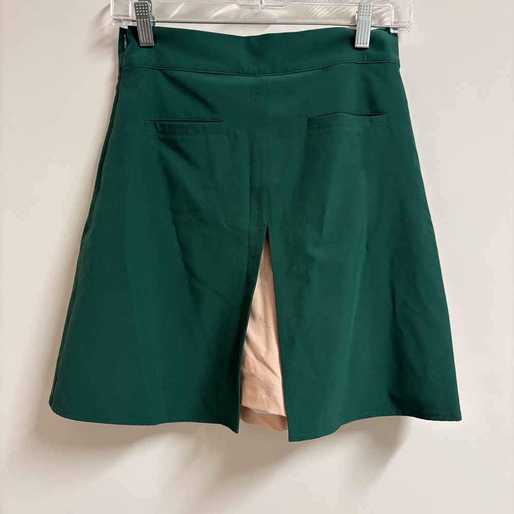Women’s Green Golf Skirt with Front Slit - Picture 2 of 8